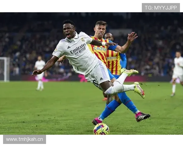 皇马关键比赛表现起伏，对球队赛季走势稳定性造成影响