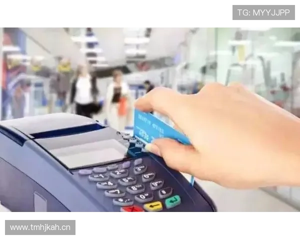 董志豪训练完直接去奢侈品店刷卡，这自律和消费观也太割裂了